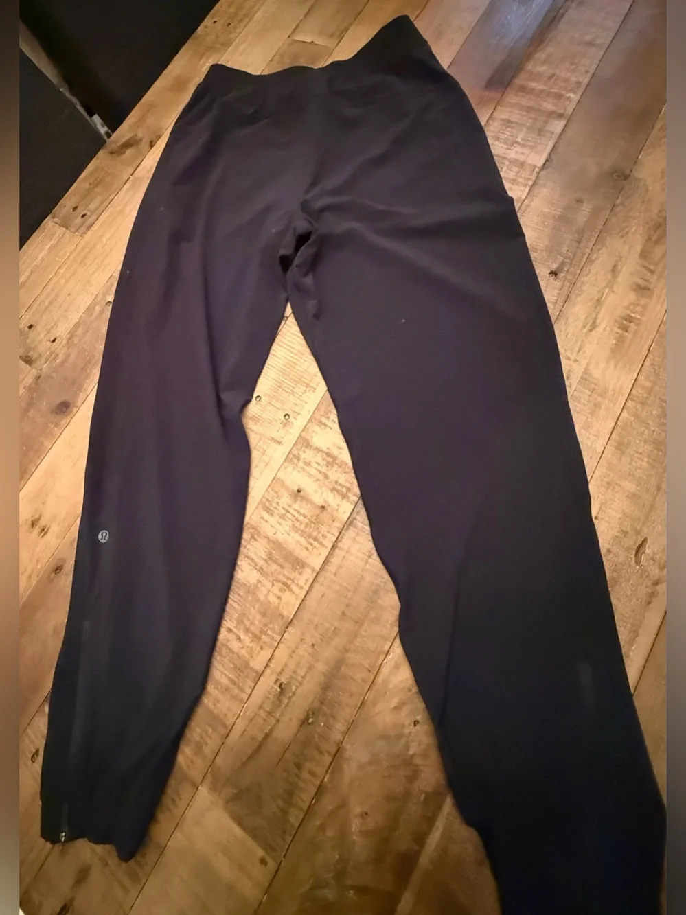 lululemon Adapted Perforated State HR Jogger Full Length Black sz 6 Like New